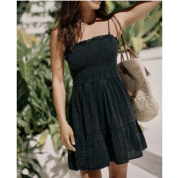 ANTHROPOLOGIE MARISOL GAUZE SQUARE NECK SMOCKED STRAPLESS MINI DRESS BLACK MED - Picture 2 of 8